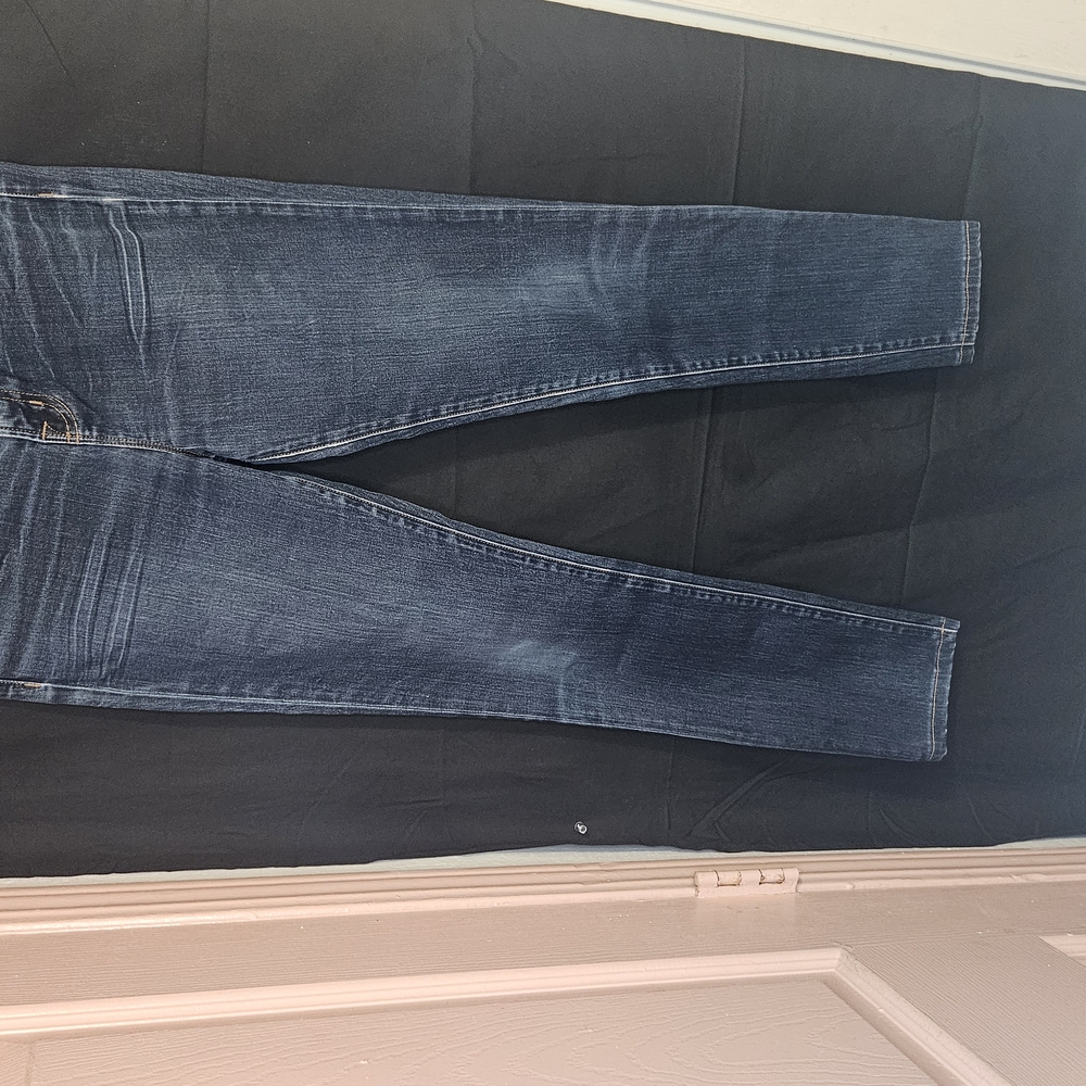 J BRAND Stylish Blue Denim Jeans